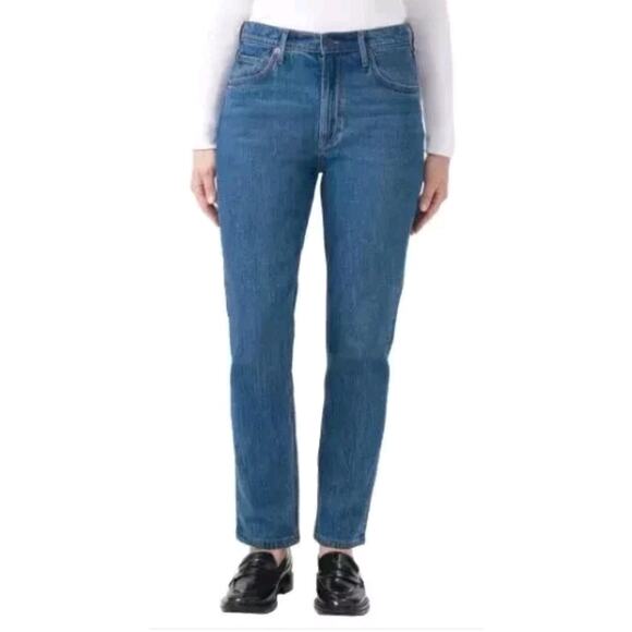 Kirkland Signature Women's High-Rise Straight Leg Jeans, Blue, Womens Size 6 - Picture 9 of 10